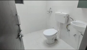 Bathroom in 1 BHK Apartment at Amolik Sankalp, Sector 85 – for Rent