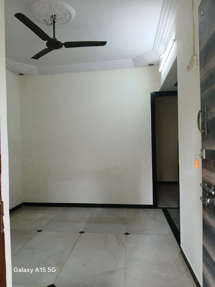 Bathroom, raheja-township 1 Bedroom 350 Sq.Ft. Apartment In Malad East Mumbai 8748611