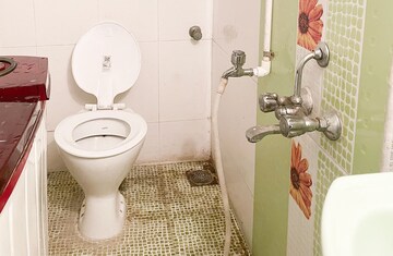 Bathroom in  Pg at Thane West – for Rent