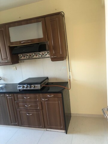 Furnished Amenities in 3 BHK Apartment at Hiranandani Acacia, Ghodbunder Road – for Rent