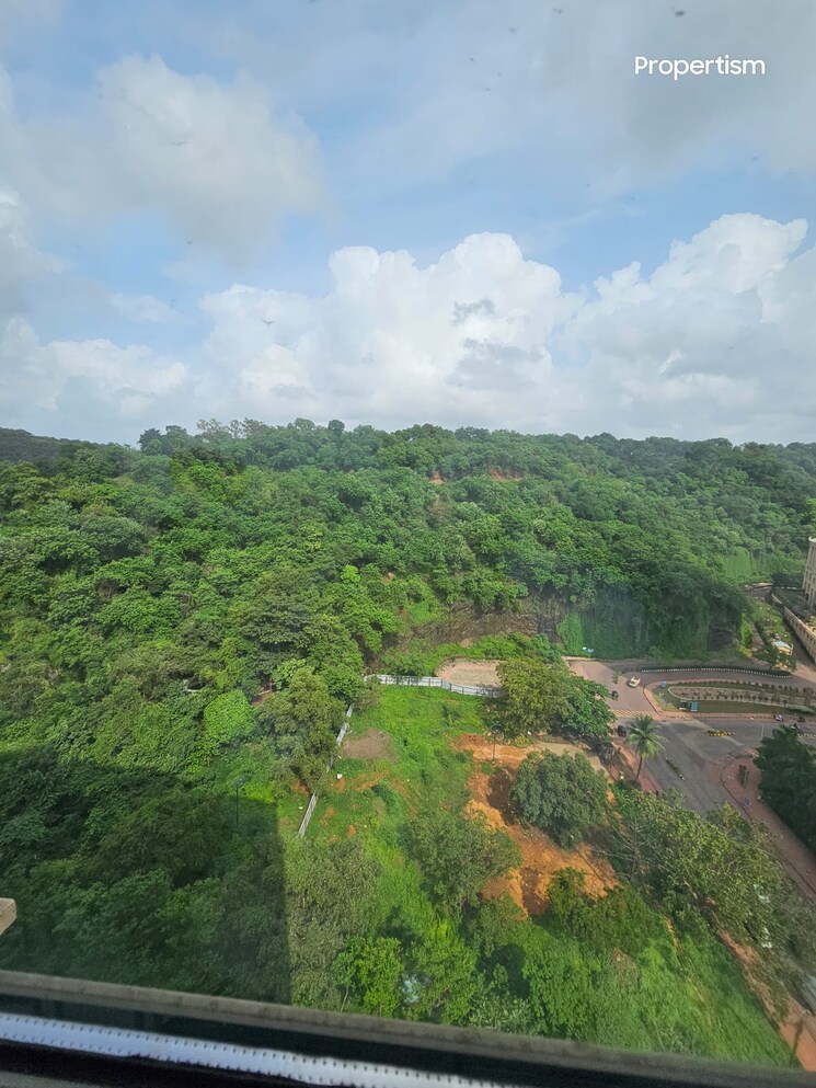 Garden, hiranandani-castle-rock 2 Bedroom 629 Sq.Ft. Apartment In Powai Mumbai 8849371