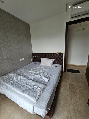 Bedroom in 2 BHK Apartment at Hiranandani Castle Rock, Powai – for Sale