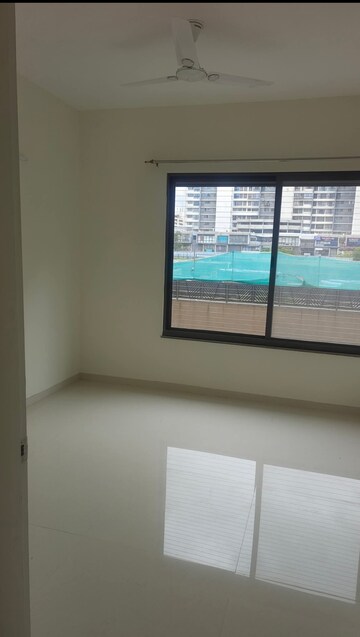 Master Bedroom in 2 BHK Apartment at Kumar Palms, Kondhwa – for Rent