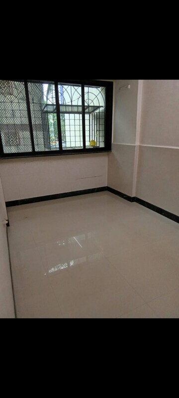 1 BHK Apartment For Rent in Goregaon West
