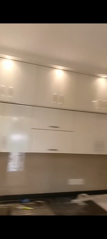Furnished Amenities in 3 BHK Apartment at Rishita Manhattan, Gomti Nagar – for Rent