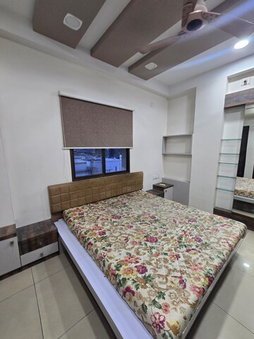 Bedroom in 3 BHK Apartment at Khodiyar Nagar – for Rent
