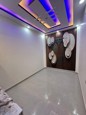 Room in 3.5 BHK Independent House at SA HOMES I, Uttam Nagar – for Sale