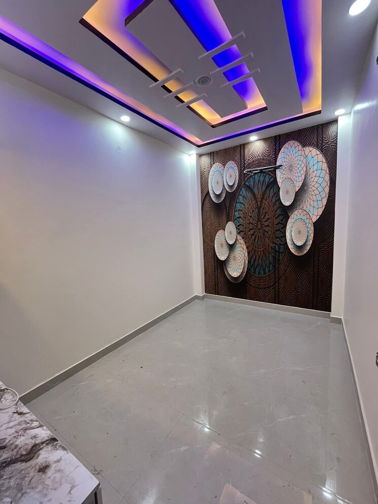 Room, sa-homes-i 3.5 Bedroom 288 Sq.Ft. Independent House In Uttam Nagar Delhi 8849476