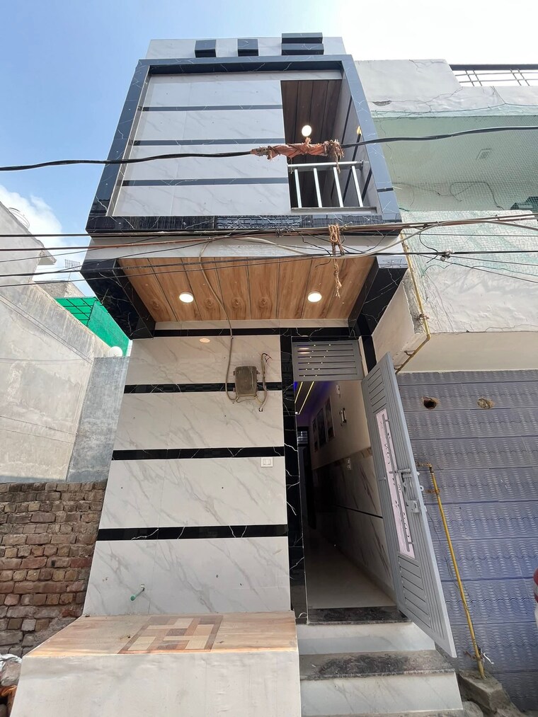 Kitchen, sa-homes-i 3.5 Bedroom 288 Sq.Ft. Independent House In Uttam Nagar Delhi 8849476