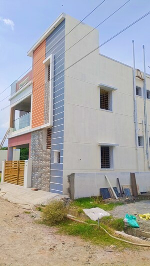 4 BHK Independent House For Sale in Bathlapalli