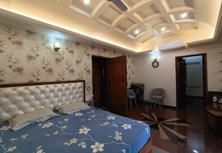 Bedroom, navi peth 5 Bedroom 4000 Sq.Ft. Villa In Navi Peth Pune 8849495