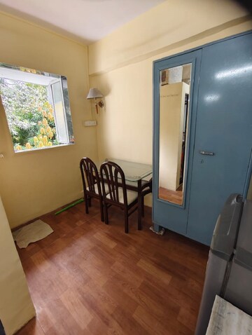 Room in 1 RK Apartment at Bandra West – for Rent