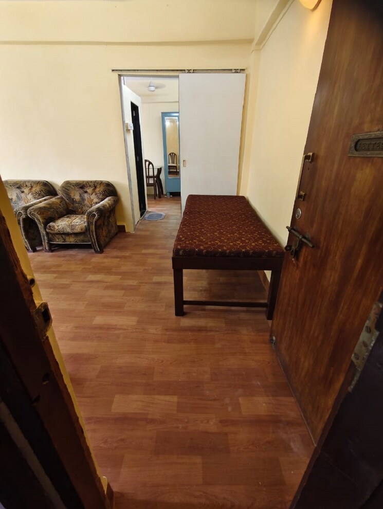 Bedroom, bandra west 1 RK 250 Sq.Ft. Apartment In Bandra West Mumbai 8849497