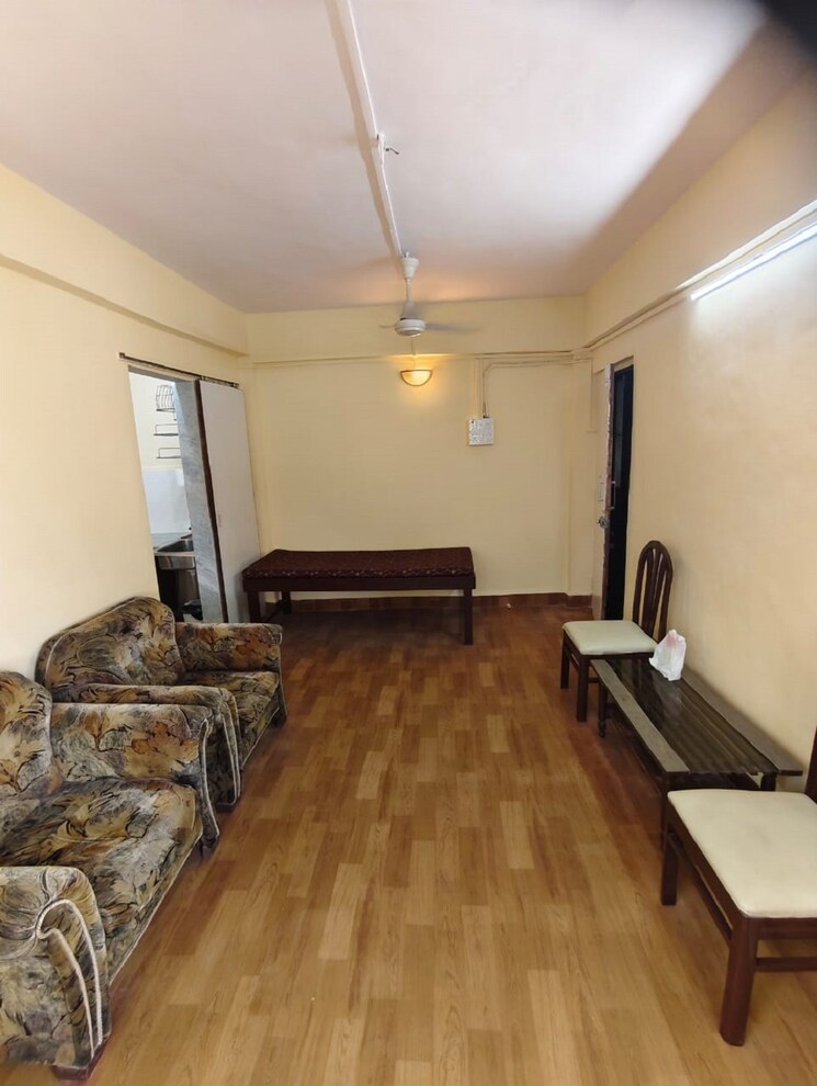 Living Room, bandra west 1 RK 250 Sq.Ft. Apartment In Bandra West Mumbai 8849497
