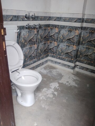 Bathroom in 2 BHK Builder Floor at RWA Tomar Colony, Mukundpur – for Rent