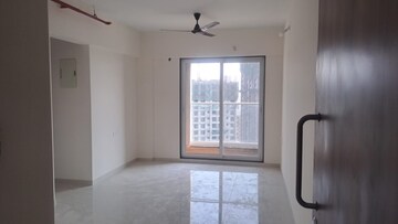 Room in 2 BHK Apartment at Ashar Axis, Majiwada – for Rent
