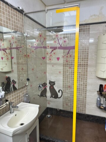 Team Area in 3 BHK Builder Floor at Sector 37 – for Rent