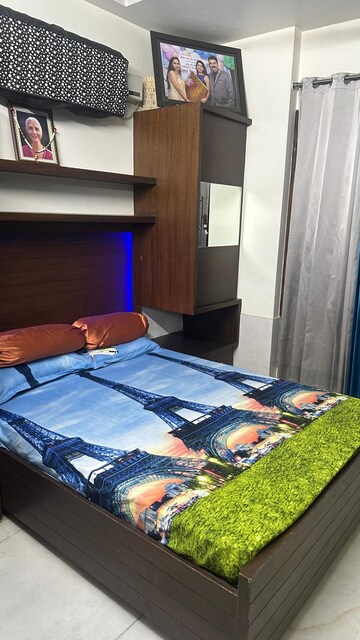 Bedroom in 3 BHK Builder Floor at Sector 37 – for Rent