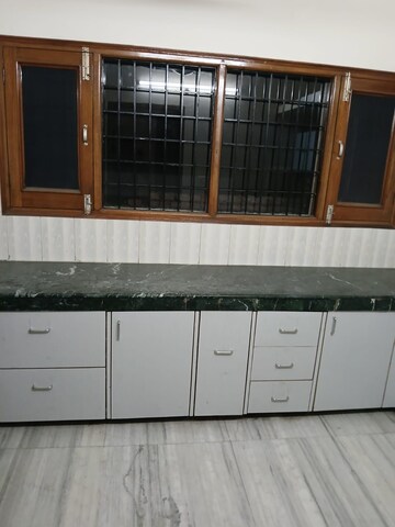 Kitchen in 3 BHK Builder Floor at Sector 37 – for Rent