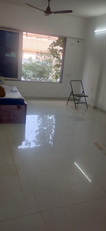 2 BHK Apartment For Sale in Aakaar Tanishq Wisteria, Lower Parel