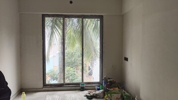 Room in 2 BHK Apartment at Chaurang Aastha, Bhandup East – for Rent