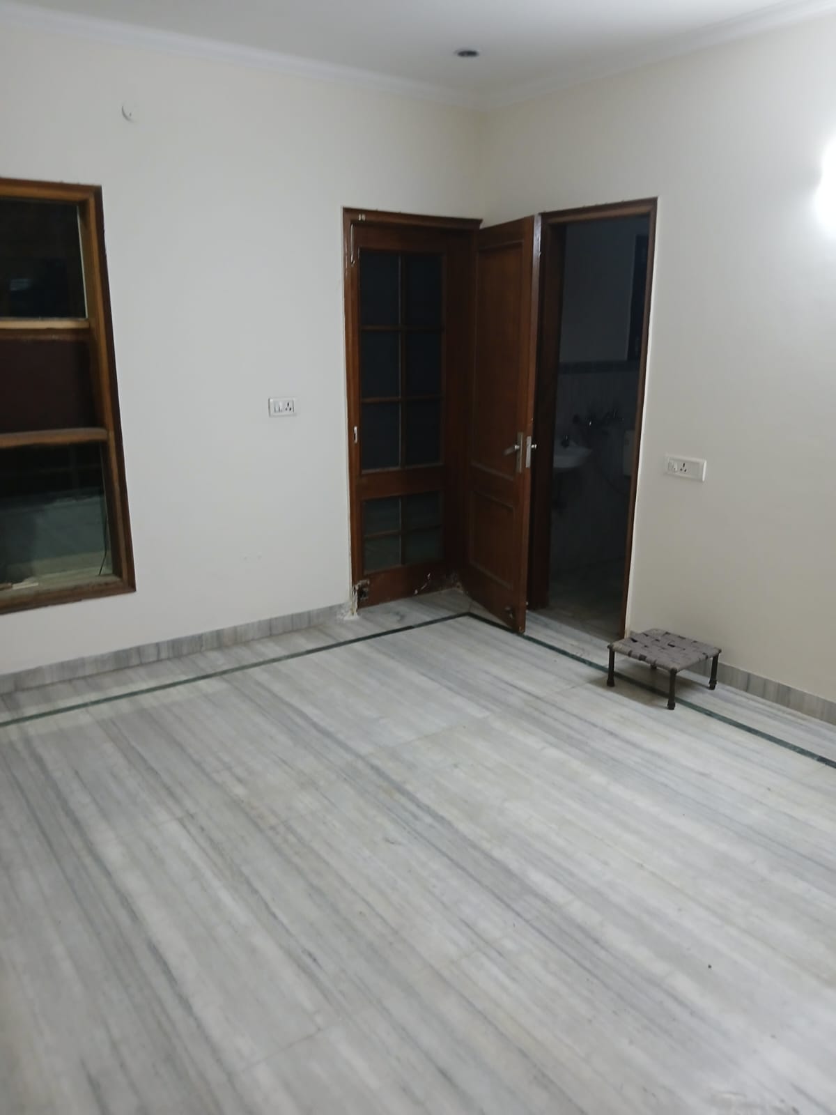 3 BHK Builder Floor For Rent in Sector 37