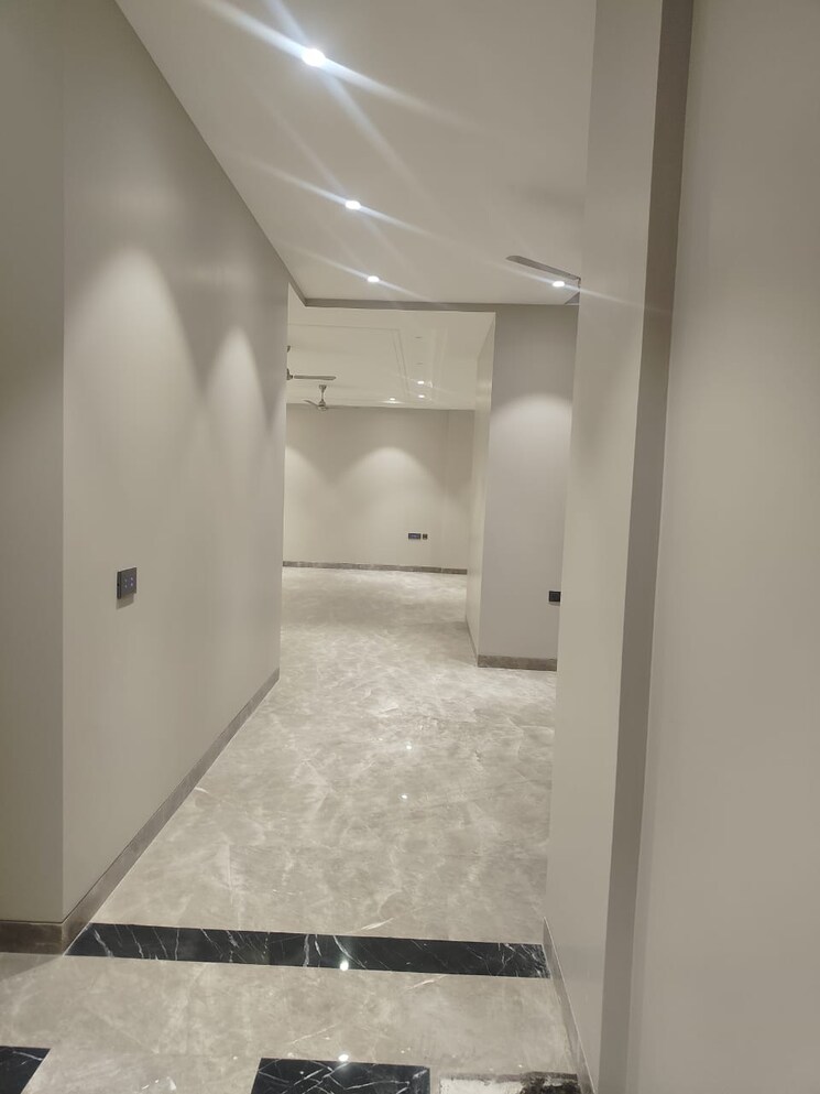 Bedroom, vasant vihar 4 Bedroom 4000 Sq.Ft. Independent House In Vasant Vihar Delhi 8849546