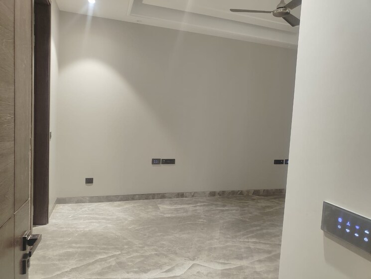 Room, vasant vihar 4 Bedroom 4000 Sq.Ft. Independent House In Vasant Vihar Delhi 8849546