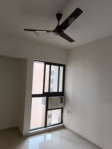 Room in 1 BHK Apartment at Lodha Crown Quality Homes, Majiwada – for Rent