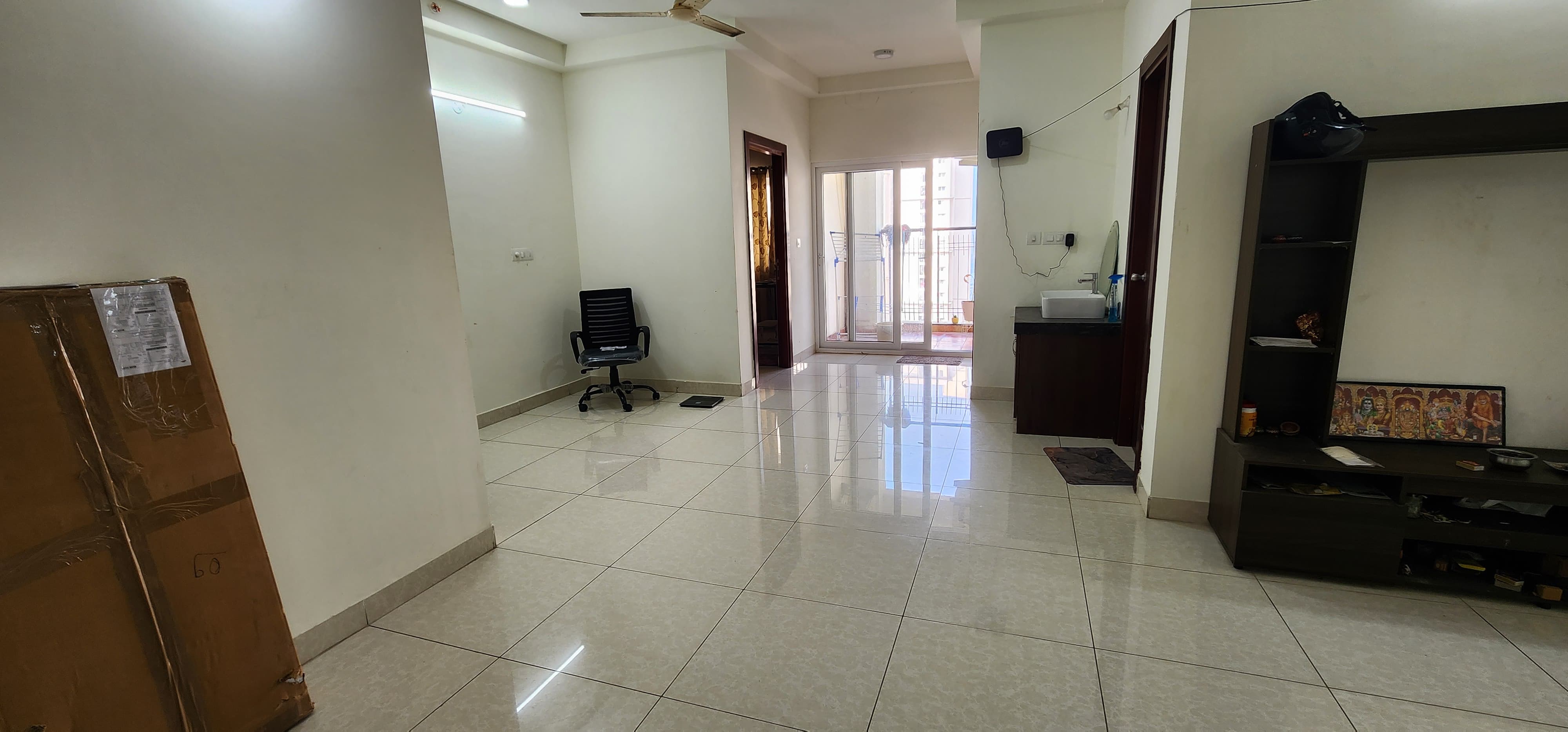 2 BHK + Pooja Room Apartment For Rent in Prestige High Fields