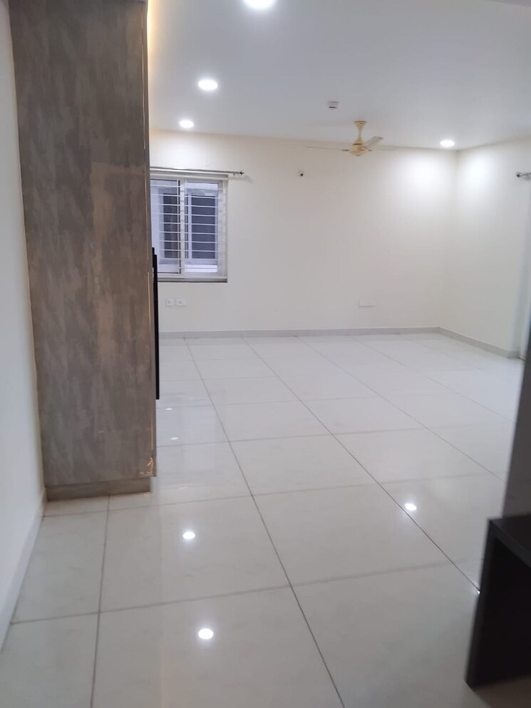 Bathroom, vasavi-gp-trends 4 Bedroom 4630 Sq.Ft. Apartment In Nanakramguda Hyderabad 8849617