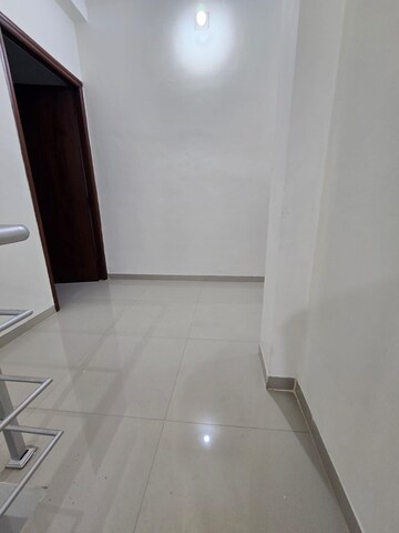 Room in 3 BHK Penthouse at Sama Savli Road – for Sale