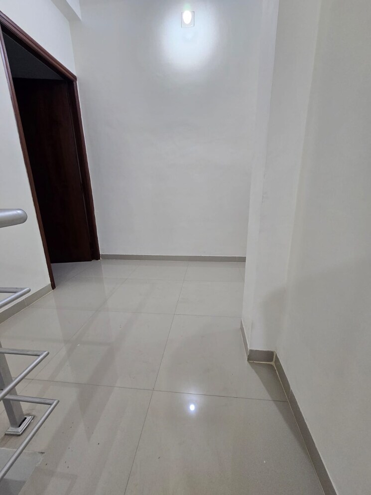Room, sama savli road 3 Bedroom 1900 Sq.Ft. Penthouse In Sama Savli Road Vadodara 8849582