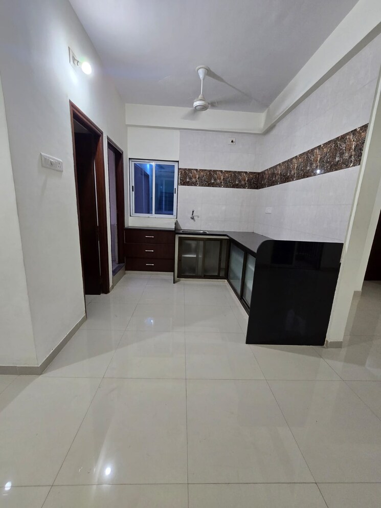 Kitchen, sama savli road 3 Bedroom 1900 Sq.Ft. Penthouse In Sama Savli Road Vadodara 8849582