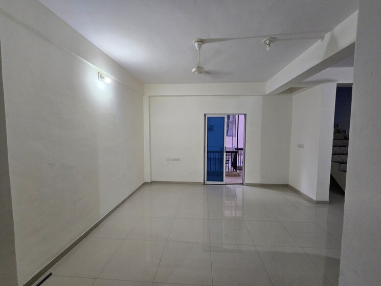 Room, sama savli road 3 Bedroom 1900 Sq.Ft. Penthouse In Sama Savli Road Vadodara 8849582