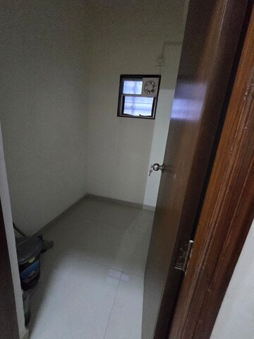 Room in 3 BHK Penthouse at Sama Savli Road – for Sale