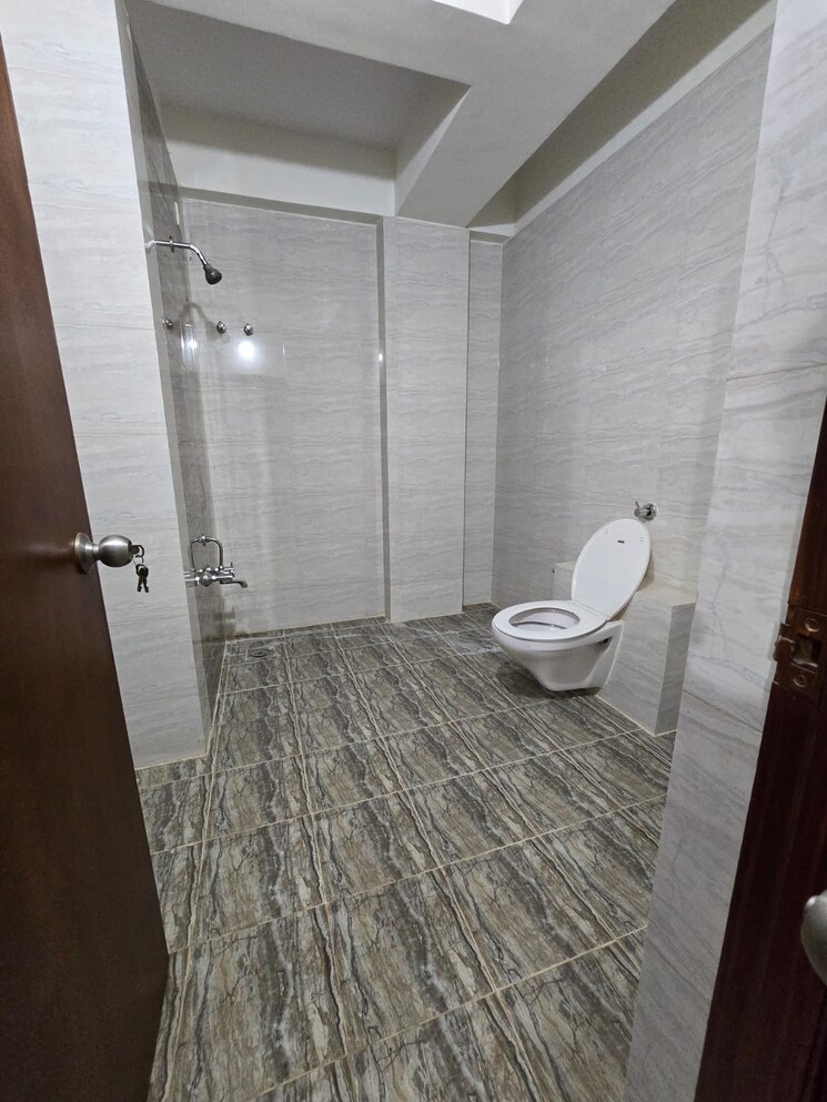 Attached Bathroom, sama savli road 3 Bedroom 1900 Sq.Ft. Penthouse In Sama Savli Road Vadodara 8849582