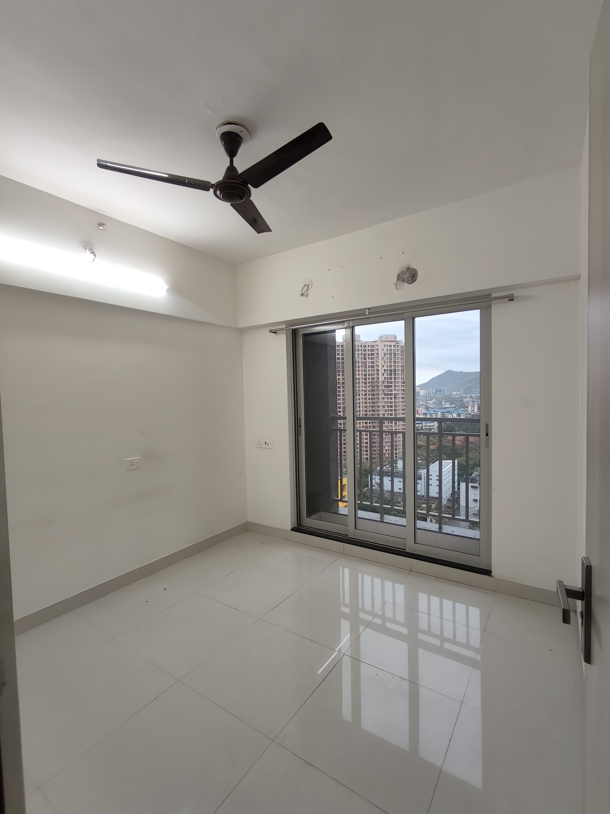 2 BHK + Pooja Room,Extra Room Apartment For Rent in Ashar Metro Towers