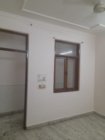 Room in 3 BHK Builder Floor at Patel Nagar – for Sale