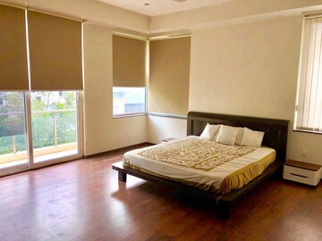 Bedroom in 3 BHK Apartment at Boutique Residential Apartments C-253, Defence Colony – for Rent