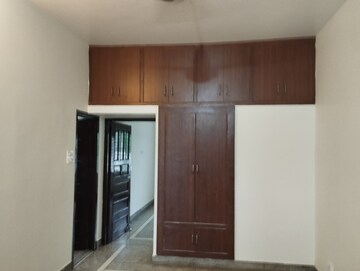 Room in 3 BHK Independent House at Sector 14 – for Rent