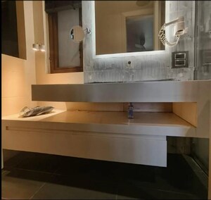 Attached Bathroom in 4 BHK Builder Floor at Green Park – for Sale