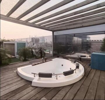 Terrace in 4 BHK Builder Floor at Green Park – for Sale