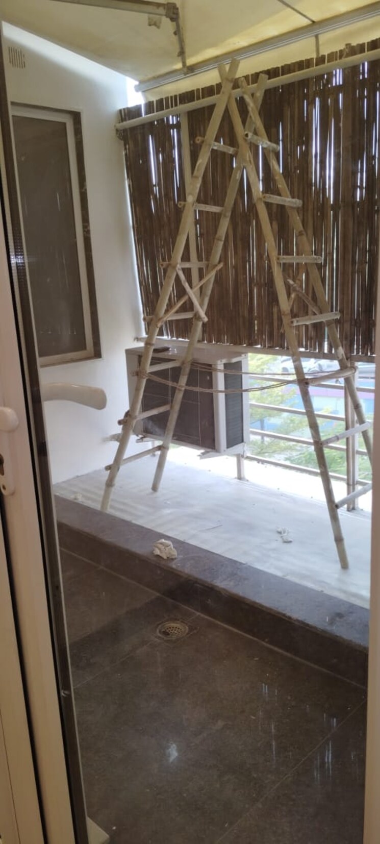 Other, safdarjung enclave 4 Bedroom 2600 Sq.Ft. Builder Floor In Safdarjung Enclave Delhi 8849667