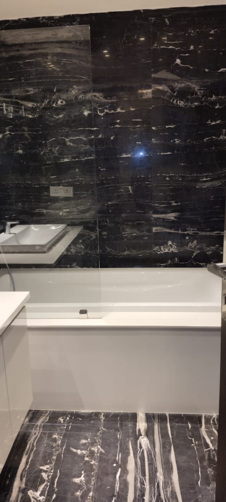 Bathroom, safdarjung enclave 4 Bedroom 2600 Sq.Ft. Builder Floor In Safdarjung Enclave Delhi 8849667