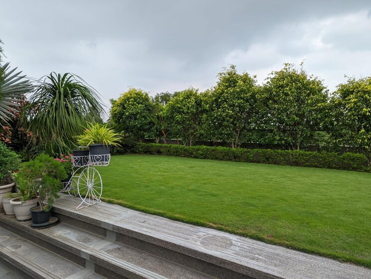 Garden, saket 4 Bedroom 2700 Sq.Ft. Apartment In Saket Delhi 8849652