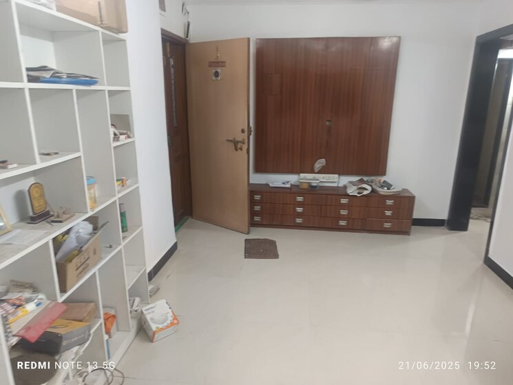 Room, andheri east 1.5 Bedroom 650 Sq.Ft. Apartment In Andheri East Mumbai 8849665