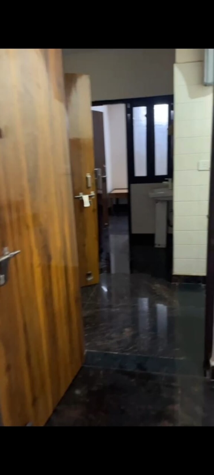 Kitchen, new ashok nagar 2 Bedroom 750 Sq.Ft. Builder Floor In New Ashok Nagar Delhi 8849666