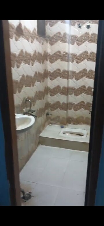 Bathroom in 1 BHK Builder Floor at New Ashok Nagar – for Rent