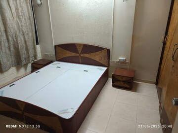 Bedroom in 1 BHK Apartment at Eff Jumbo Darshan CHS, Andheri East – for Rent